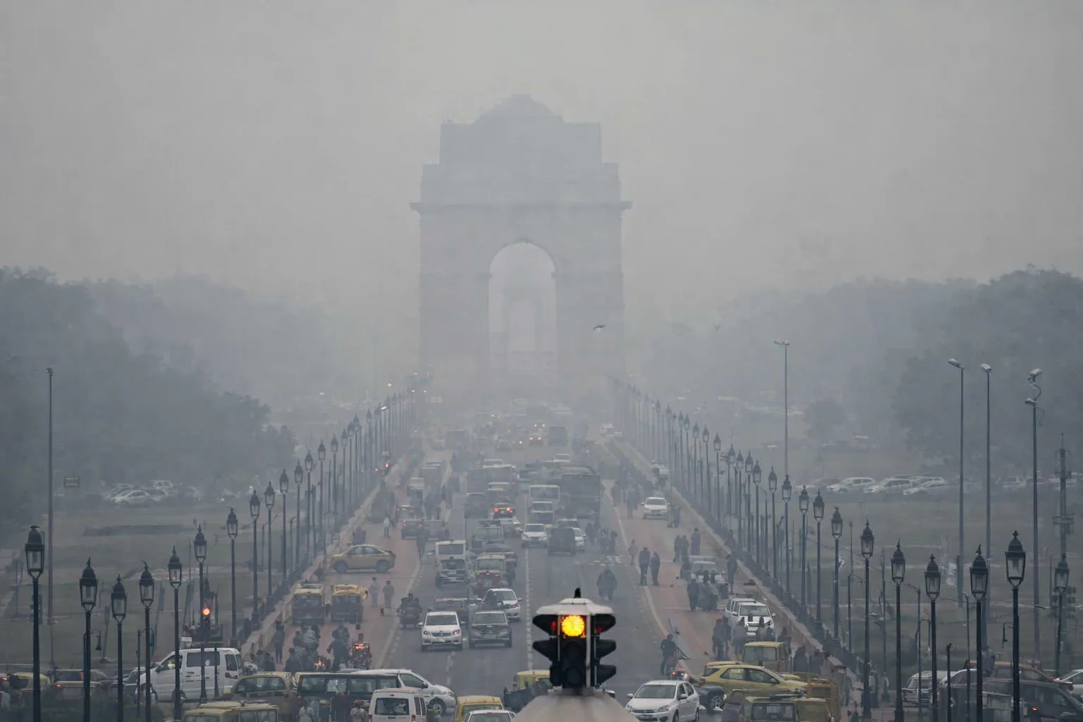 Indian capital banishes some cars in hope of clearing the air